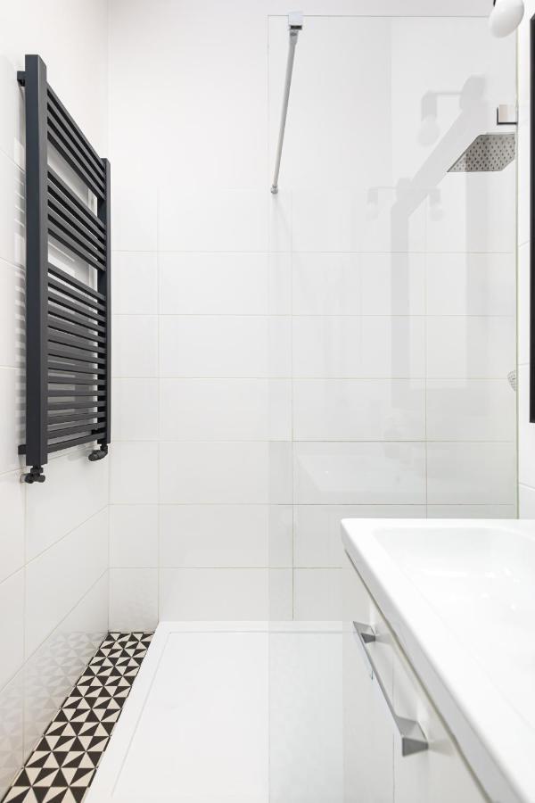 Stylowe Studio Z Antresola Warszawa Luaran gambar